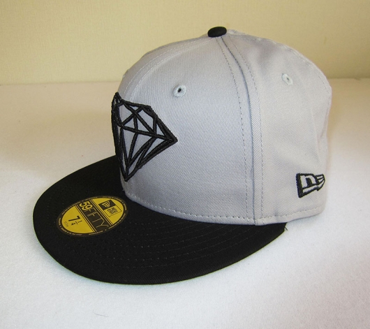 ダイヤモンドサプライ Diamond Supply Co New Era B16dmhe03 Brilliant Fitted ニューエラ キャップ Diamond Grey Black ダイヤモンドサプライ Diamond Supply Co 008 ゼロ ゼロ エイト